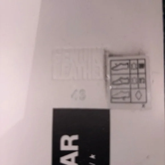 Men's Super-Star Metal-Logo Leather Low-Top Sneakers-Size-43/NWOB - Picture 10 of 12